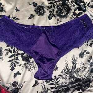 Victoria’s Secret cheeky panty